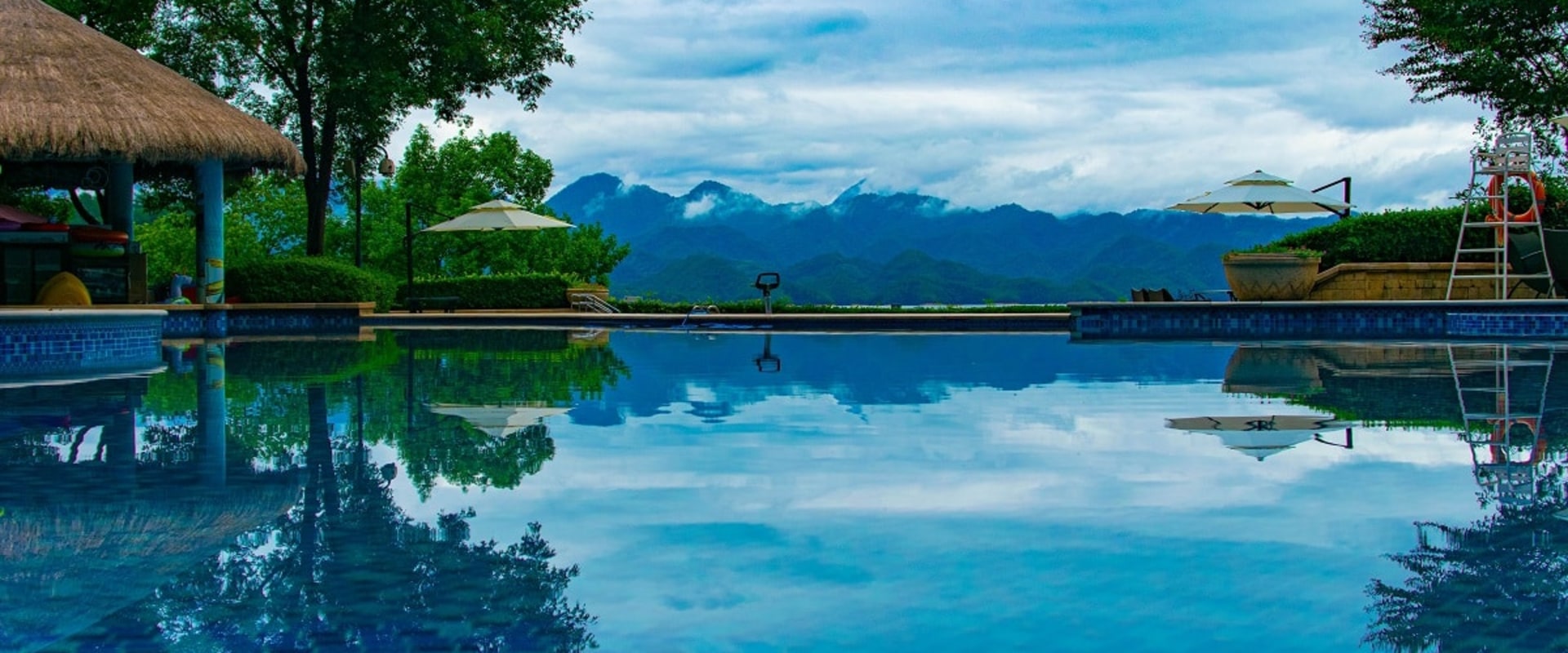 Maximizing Your Credit Card Rewards for Family Getaways at Lake Resorts