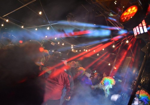 Exploring Vibrant Nightlife Activities Around Lakeside Communities